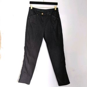 Chicos Black Utility Pant Black Zipper Back Pocket